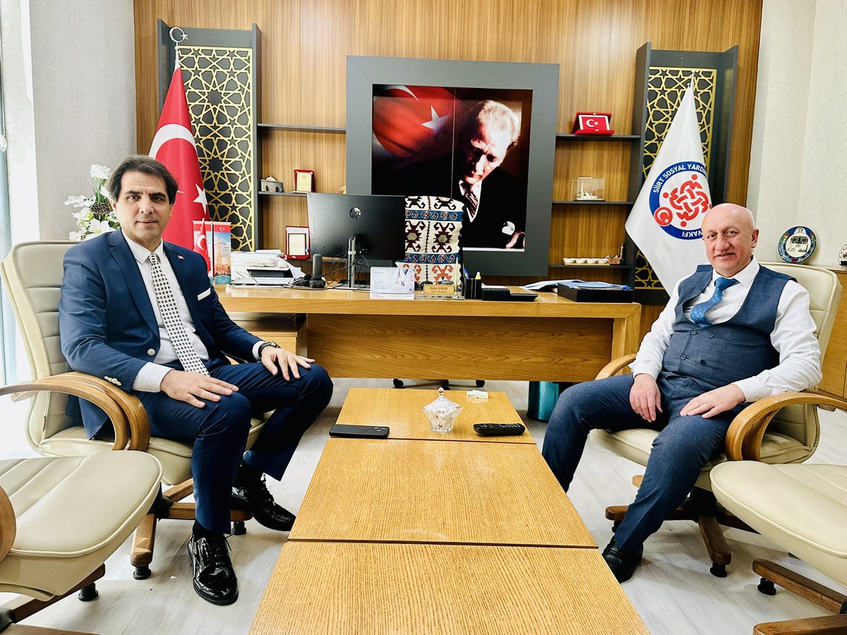 mem_siirt's tweet photo. ✨ İl Millî Eğitim Müdürümüz Sayın İlhan SAZ, Siirt Sosyal Yardımlaşma ve Dayanışma Derneği Müdürü Sayın Aydın ŞAKAR’a iade-i ziyarette bulundu. 

Ziyarette, kurumlar arası iş birliğini güçlendirmeye yönelik değerlendirmelerde bulunuldu.

@tcmeb @Yusuf__Tekin @Dr_KemalKzlkaya @saz_ilhan