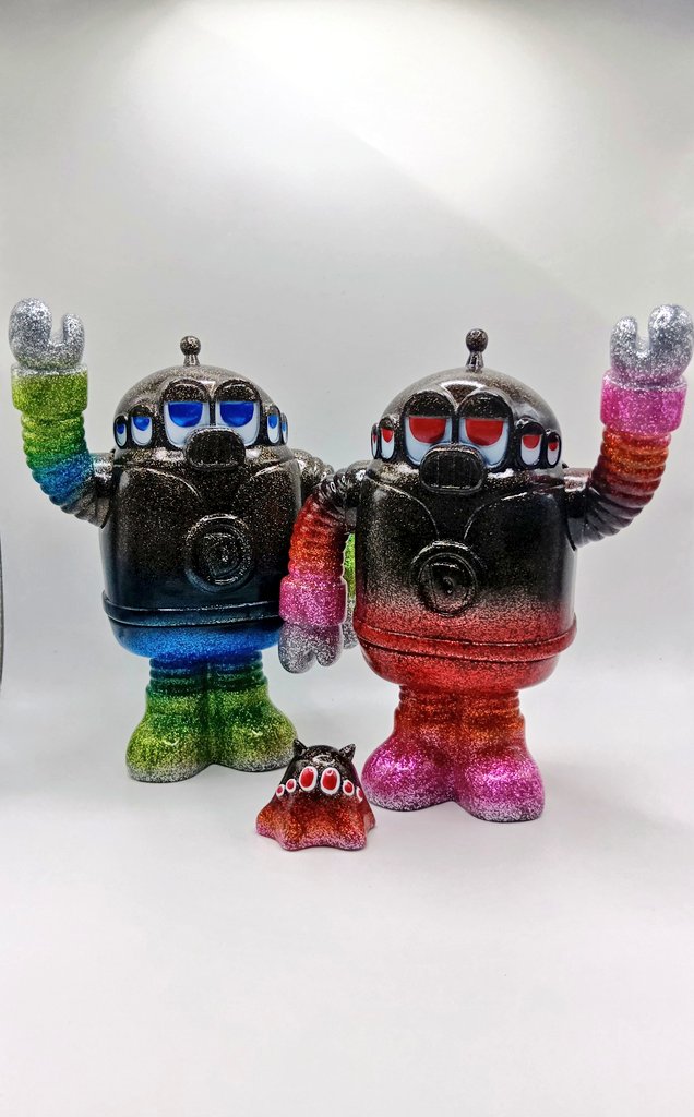 昨日はOne up.さんの25周年の販売に！ MOGWORK'S さんの ディクター