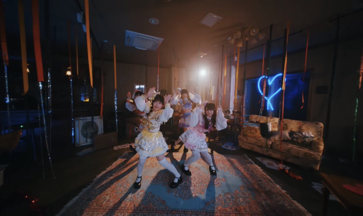 りなᕷ tweet media