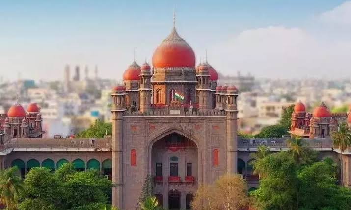 NewsMeter_In's tweet image. #Hyderabad:

#Telangana #HighCourt to remain closed for #summervacation from May 7 to June 5, 2026.

#Vacationbenches to hear urgent matters on May 14, 21, 28 &amp;amp; June 4, with filings accepted on preceding Tuesdays.

Special benches constituted to ensure uninterrupted access to