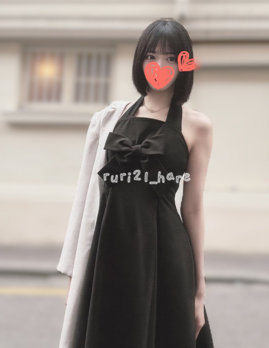 るり tweet media