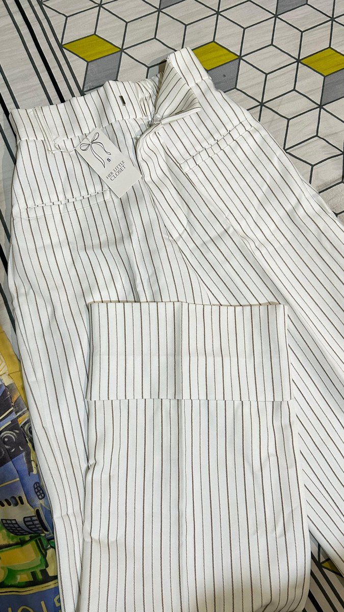 nabackupacc's tweet photo. @Bilaajagasiehh ini beompants new brand her official size s panjang nya 102 https://t.co/uzXk1h8dad