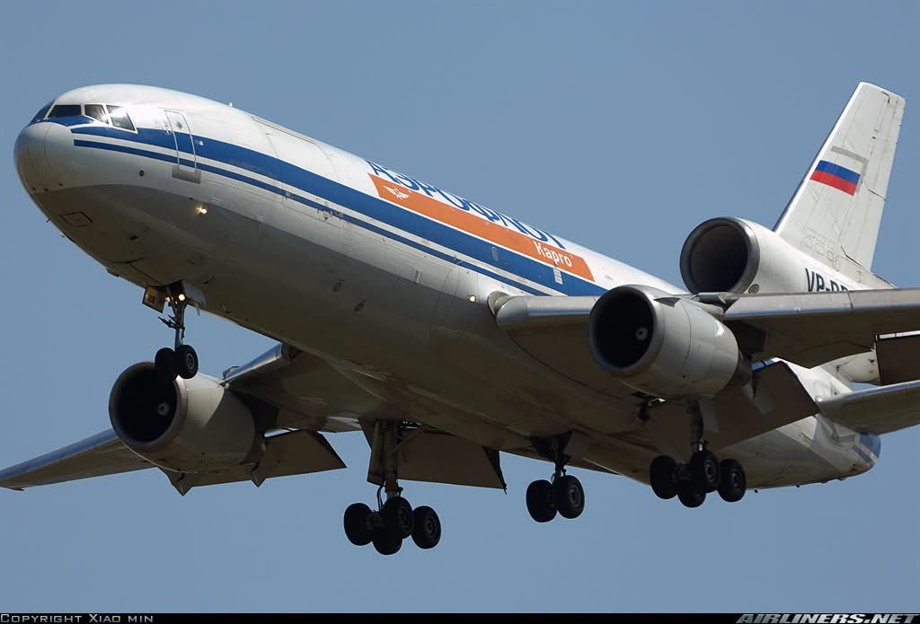 n194at's tweet image. Aeroflot Cargo 
Douglas DC-10-40(F) VP-BDF
PVG/ZSPD Shanghai Pudong Intl Airport
October 2007 
Photo credit Xiao min 
#AvGeek #AvGeeks #Aviation #Airlines #Douglas #DC10 #PVG #Shanghai #Aeroflot