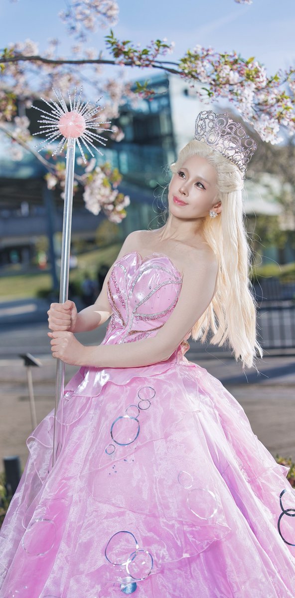 【すみだ様✨専用です】 GWなので金髪を愛でます 明日明後日は金髪ピンクの人します💖 グリンダ