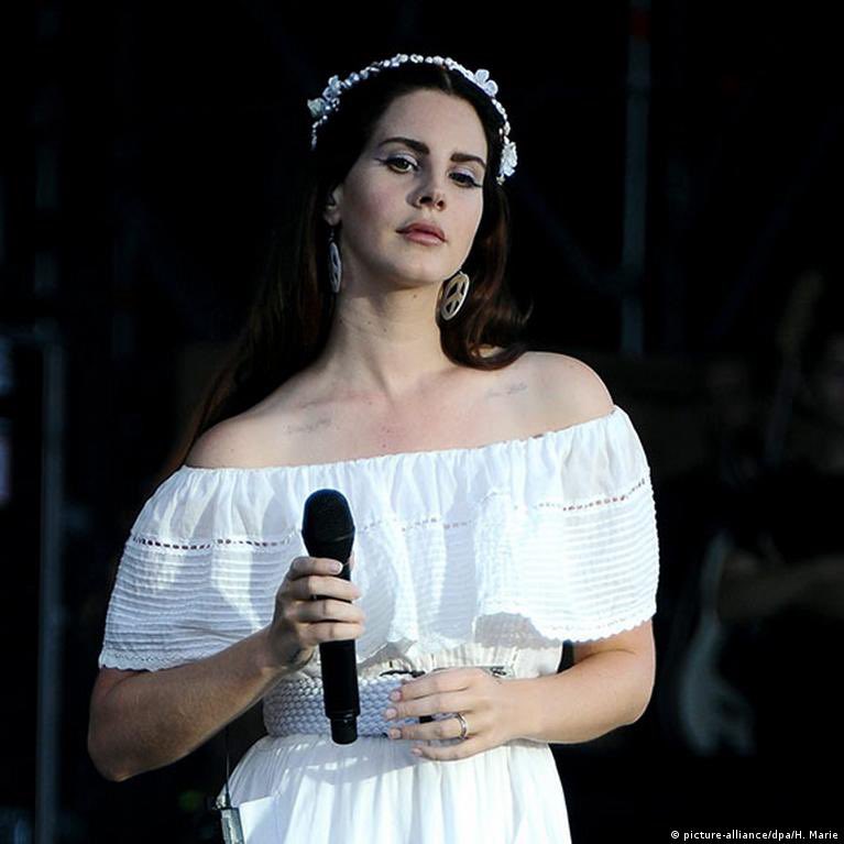 greatestptl's tweet photo. I want Lana Del Rey to notice me and my admiration for her https://t.co/BTFlZI95f2
