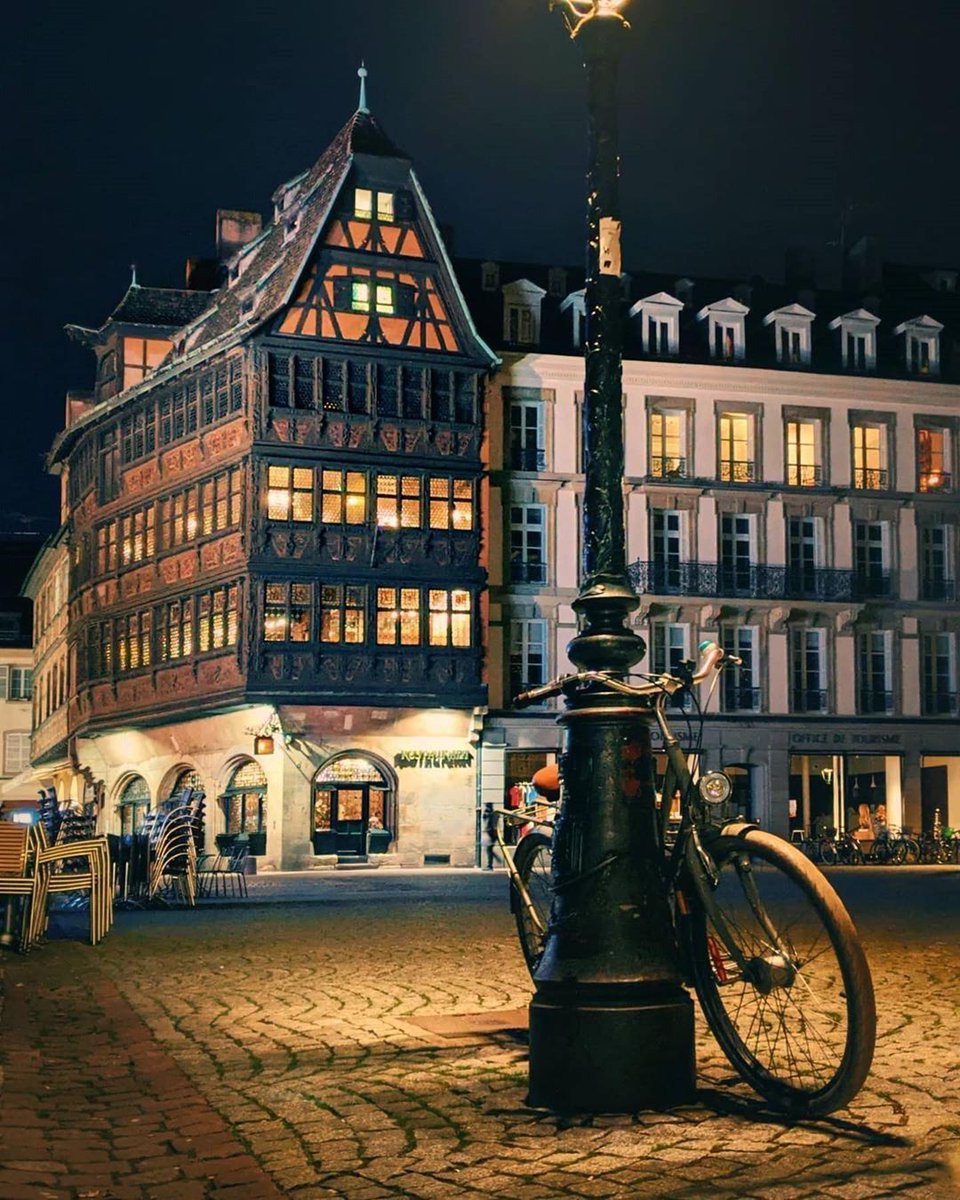 angelicaio81153's tweet image. Strasbourg Old Town Nighlights , Alsace France 
#street #photography #architecture