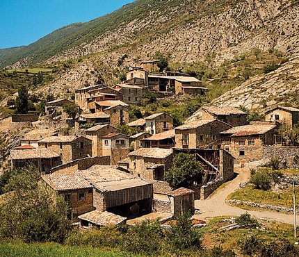 AndMedieval's tweet photo. Els Caboet formen una família noble medieval d'Andorra i l'Alt Urgell. Van ser importants perquè els seus drets sobre el territori van passant a altres famílies, fet que acaba influint en la creació dels pariatges d'Andorra i el sistema polític del país. #ElsCaboet https://t.co/VUQiuujxCO