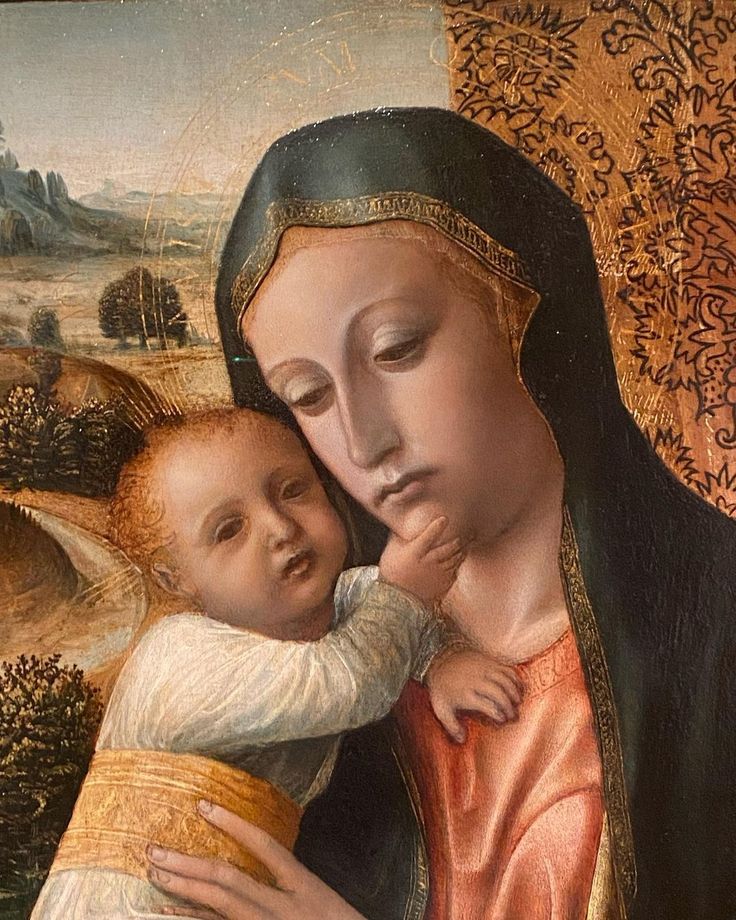 "In attesa del cielo, Madre amata, mi immergo rapita negli abissi d'amore che scopro nel tuo cuore".
S. Teresa di Gesù Bambino 
Buona Croce e santa giornata!