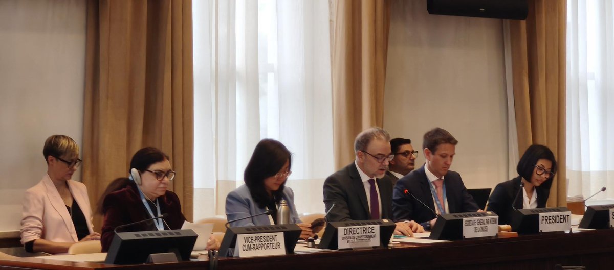UNCTAD's tweet photo. As AI investment surges, global gaps risk growing – an expert meeting in Geneva warns.

@UNCTAD is helping countries respond through policy frameworks, entrepreneurship support and the 9th World Investment Forum, set for 25–27 October 2026 in Doha, Qatar. https://t.co/AENfD0qPuw https://t.co/0ggtwDQMgq