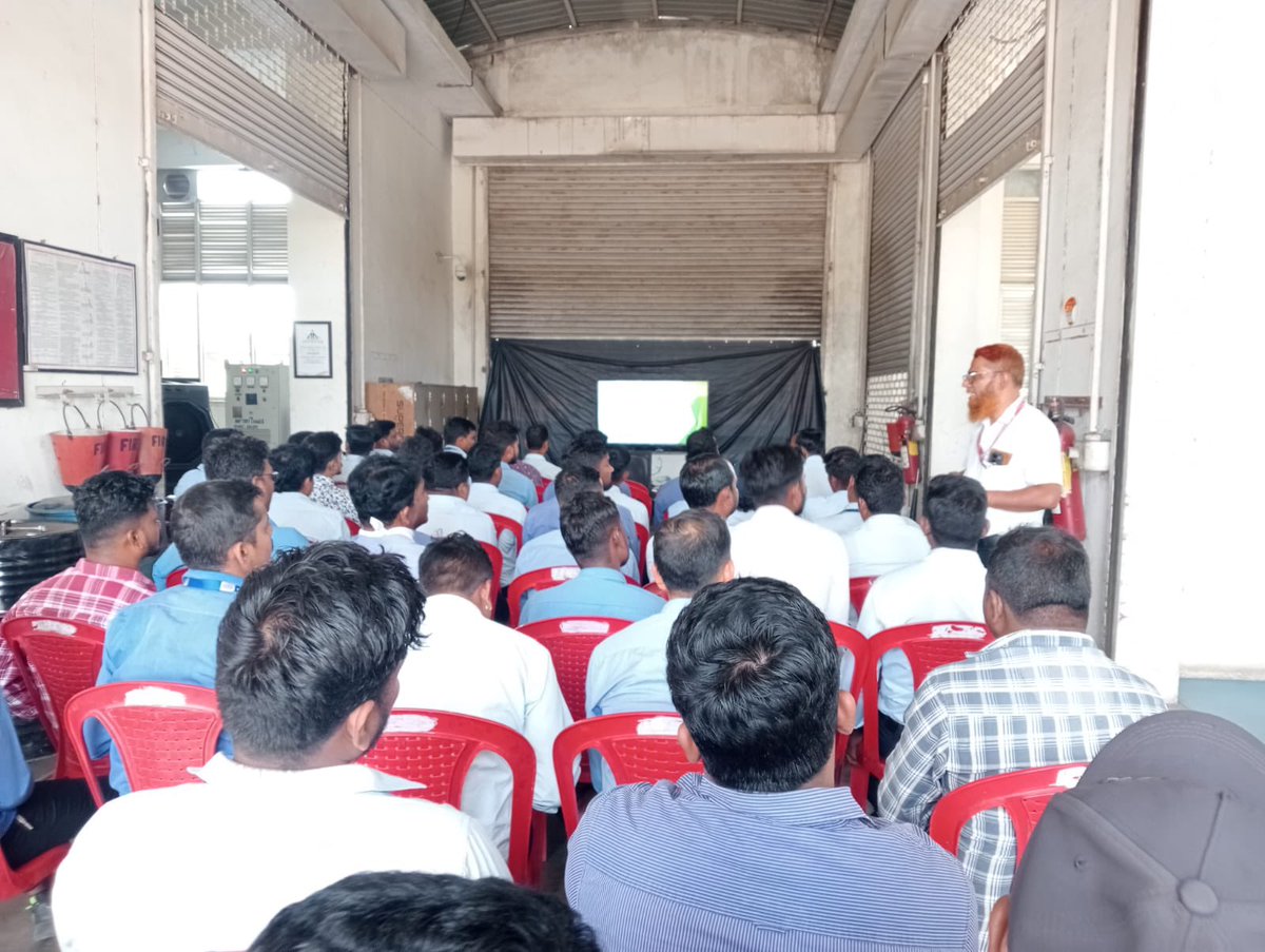 aaijrgairport's tweet image. Today, Safety Management System training was imparted to the non-operational staff at VSS Airport, Jharsuguda. With “Safety First” as our guiding motto, we reaffirm our commitment to the safety of aircraft and passengers.

#VSSAirport #Jharsuguda #SafetyFirst #AviationSafety