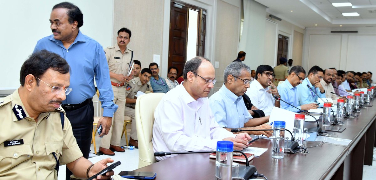 NewsMeter_In's tweet image. Prime Minister @narendramodi to visit #Telangana on May 10.

Chief Secretary K. Ramakrishna Rao reviewed arrangements at Dr. B.R. Ambedkar Telangana Secretariat, directing all departments to ensure seamless coordination.

PM to inaugurate key projects &amp;amp; address a public meeting.