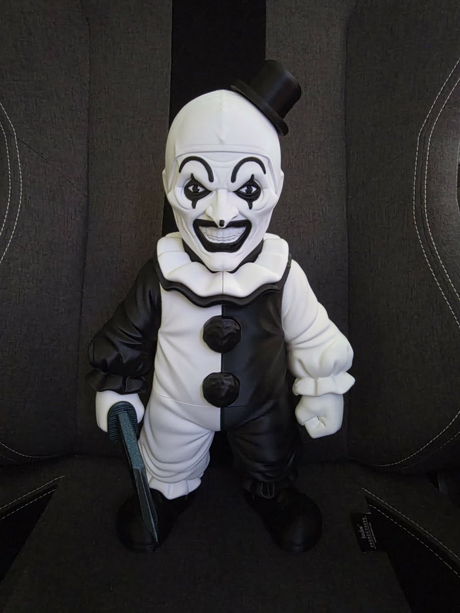 Slacking_dad's tweet photo. Couple of little prints done over at https://t.co/YBPaUtbWlS

#3dprint #arcraiders #chucky #terrifier #arttheclown https://t.co/DlCqsbnEDg