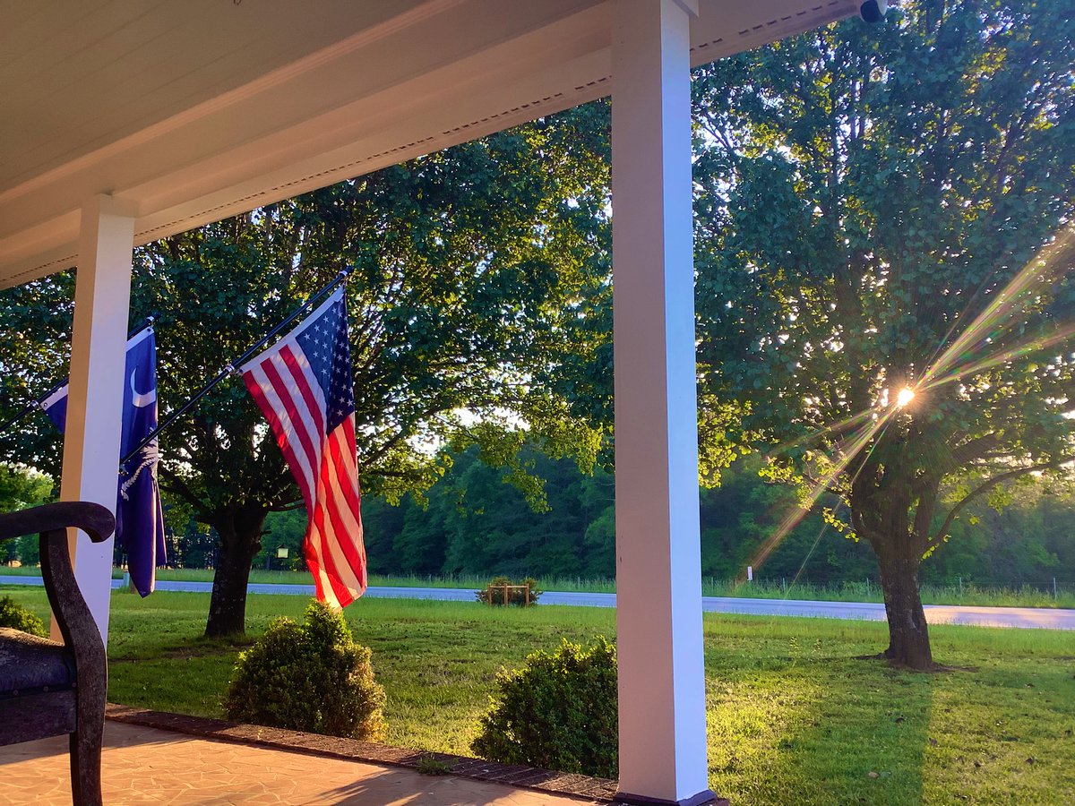 Good morning from South Carolina🇺🇸☕️🍳
Going to be helping a friend build a deck. Probably see yall this afternoon 🙋‍♂️
Hope everyone gets to enjoy this beautiful day😊🙏