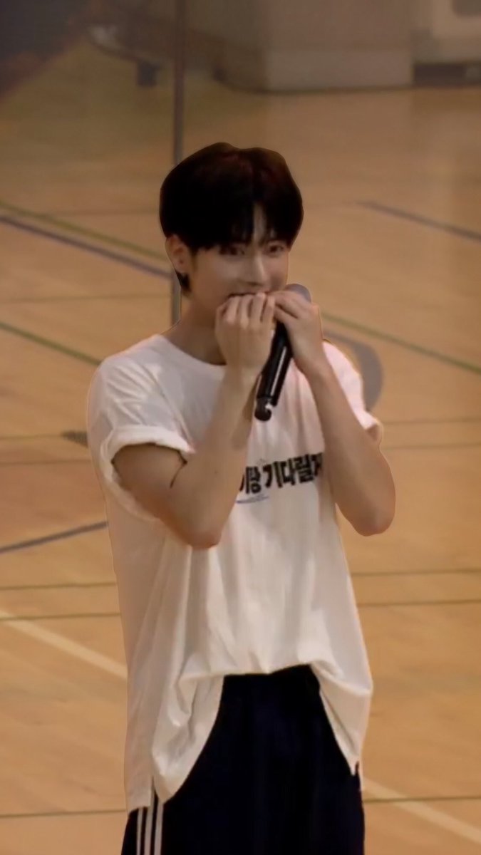 텬뫄 ෆ (@tae0_25) on Twitter photo 