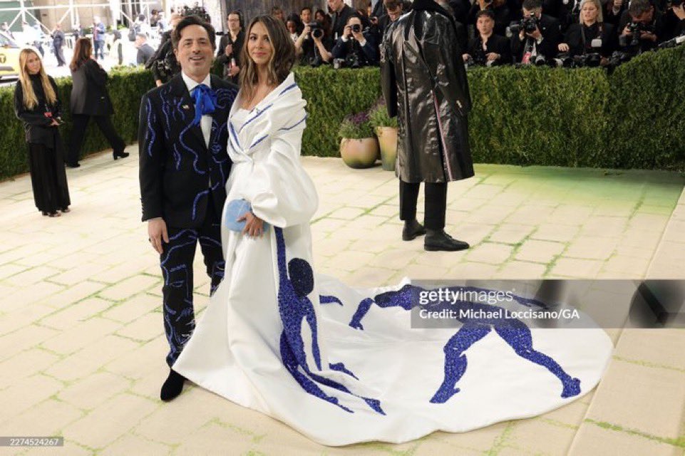 MoeinrezaM's tweet photo. A rare moment of light at the Met Gala.

Google founder Sergey Brin appeared wearing a Lion and Sun pin, the original Iranian flag.

Thank you Sergey for standing with the Iranian people, not with those who appease the IRGC, like European leaders Merz and Macron.

#Jan8_9
#KingRezaPahlavi‌ForIran