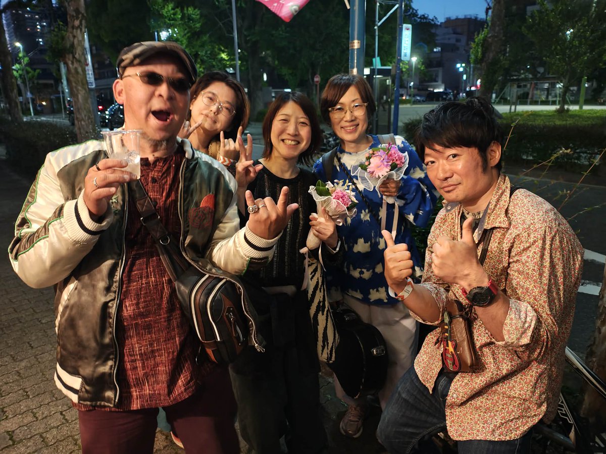asayuki758's tweet photo. 今池遊覧音楽祭✨
初出場、あさにふるゆき。

あちゃー💖
良い時間でした😌。

皆さんありがと。
ゆきさん、ありがと。
自分ありがと。

あらたるとタンクさん
ありがと💖 https://t.co/WD0mfYJXWO