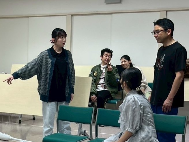 岡ちひろ【新アカ】 tweet media
