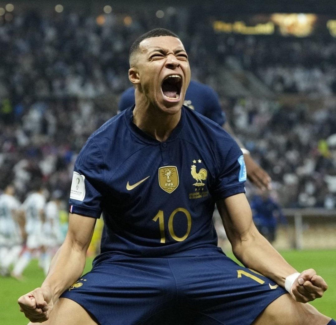 Messiah Yaniss 🇨🇵🇩🇿🇸🇳 tweet media