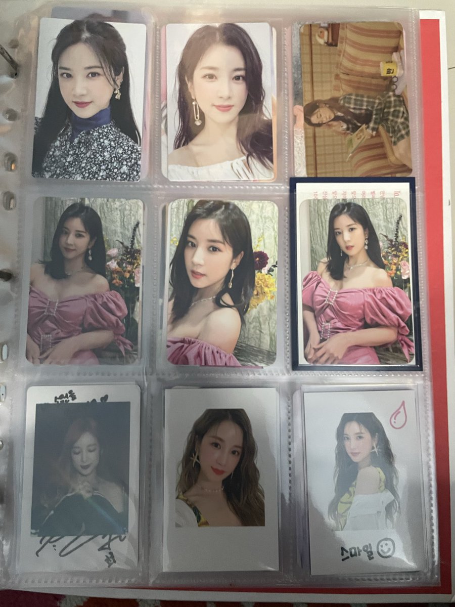 ZONEVIPX's tweet photo. การ์ดโชรง ใบละ 250 ถ้าซื้อเยอะลดให้ได้อีกค่ะ #ตลาดนัดแพนด้า #ตลาดนัดapink https://t.co/rG71TVZdZI