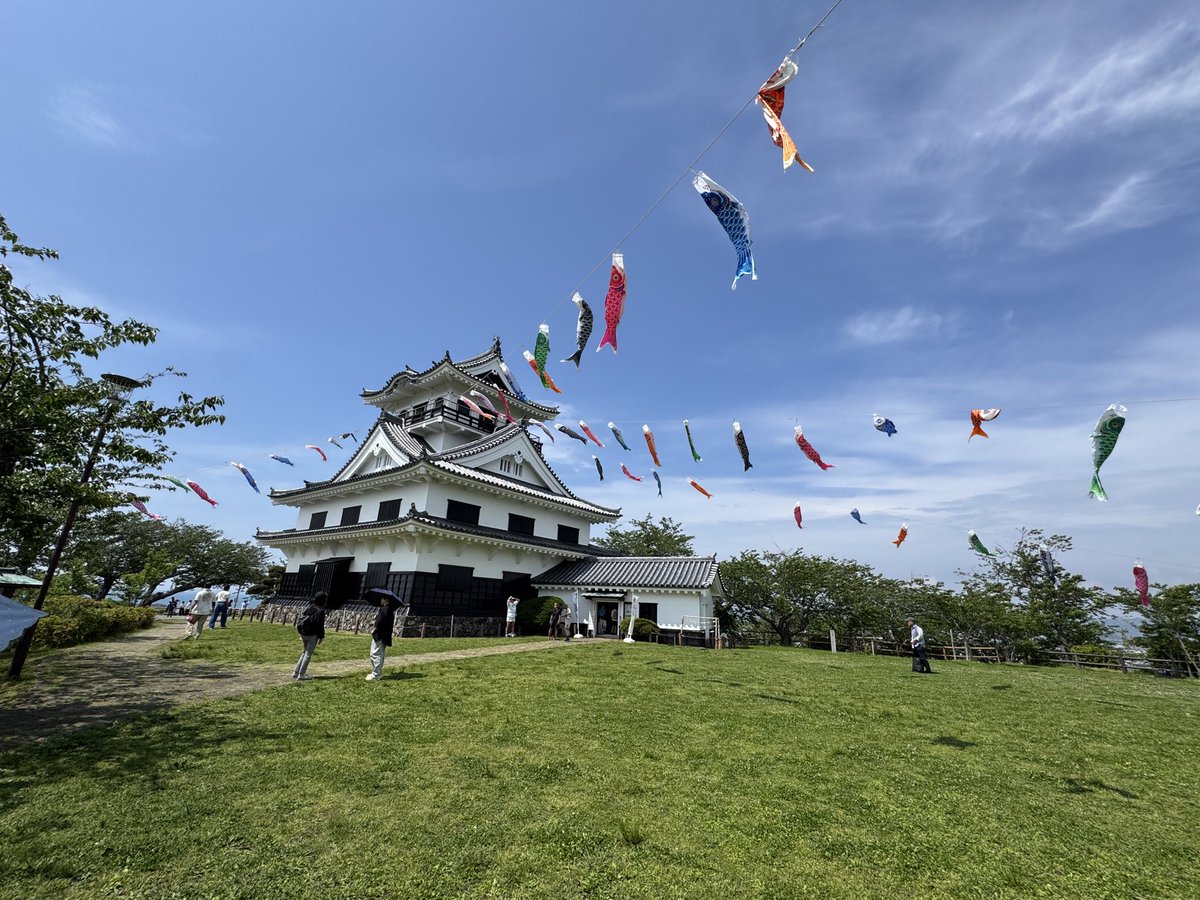 LisaMinoda's tweet photo. 館山城、行ってきました😄
八犬伝は大河ドラマになるのか！？
署名とかやっている模様。
ファンタジーなんだよね💦その辺どうなんどろう。
確かに一年ぐらい掛かりそうな物語ではある‥ https://t.co/UD0PeUM6Ft