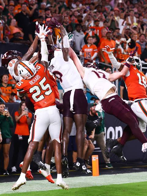 Yourboipres's tweet photo. Shouldn't have been overturned https://t.co/kogGpDFMqY