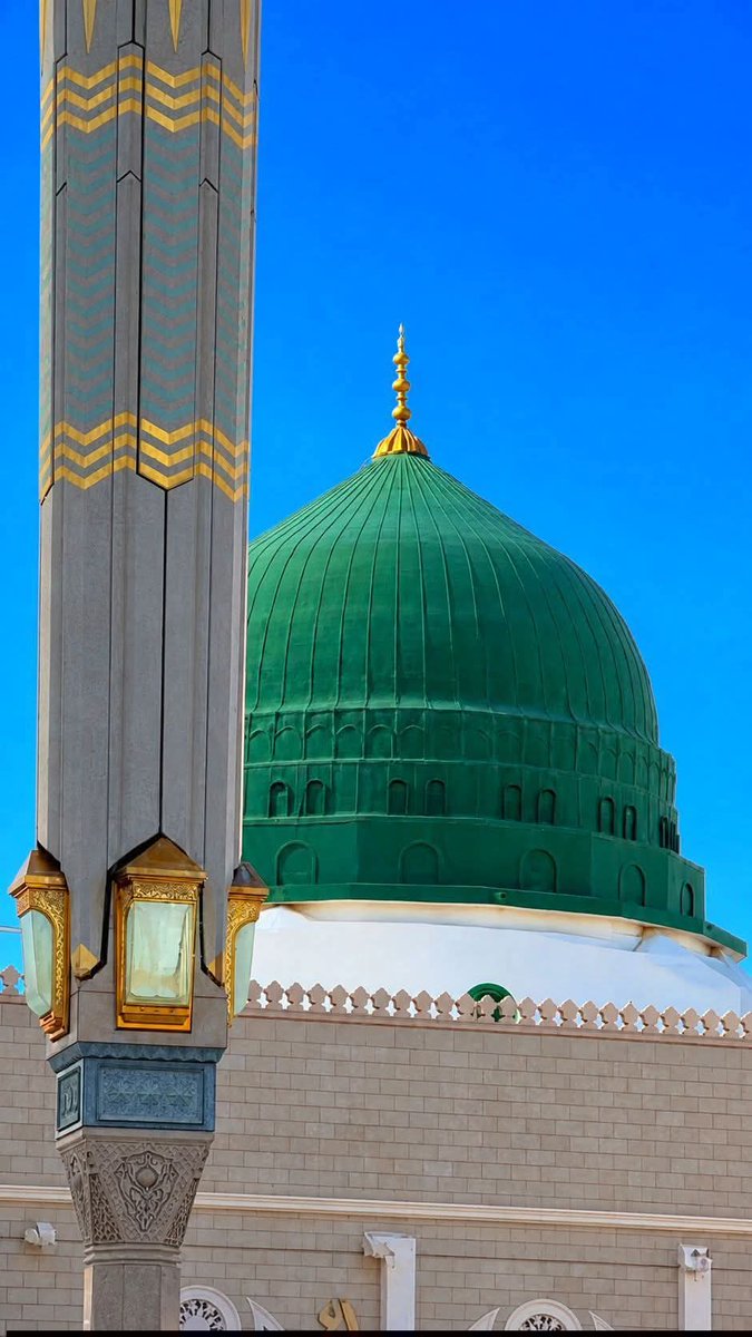 HS0fficial's tweet photo. گنبدِ خضراء کے دامن کی ہوا مانگی ہے
ہم نے مرنے کی مدینے میں دعا مانگی ہے https://t.co/83Bjxgf5KL