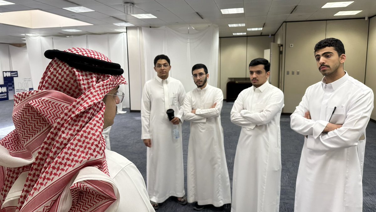 نادي العمارة وعلوم البناء الطلابي tweet media