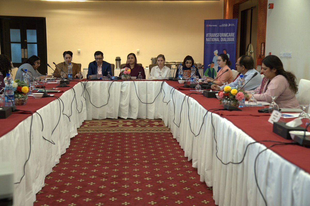 unwomen_pak's tweet photo. From dialogue to policy.

UN Women, with the @NorwayinPak is advancing the care economy in Pakistan—turning consensus into action through a policy brief aligned with budgeting, labour and social protection reforms.

#ForAllWomenAndGirls #TransformCare #SDG5 #NorwayInPa https://t.co/QmsFtDO6w7