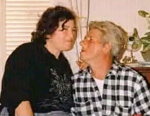capitanzio's tweet photo. Un mese senza di te,un mese in cui  tutto si è fermato,nel quale la tua assenza è diventata mancanza.Manca tutto di te,manchi tu papà!
#missyou
#dad https://t.co/66RK12ppRI