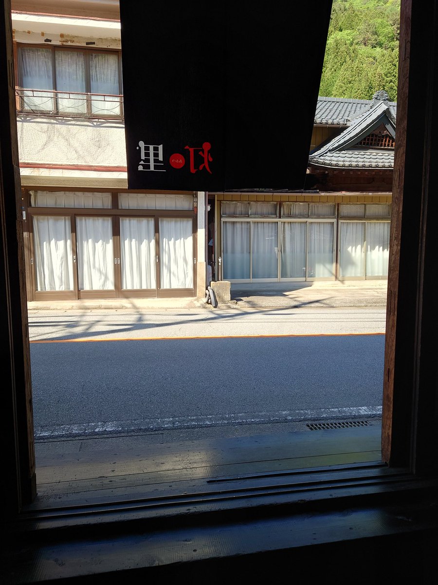 床になったカトレア@⚒️開拓者⚒️ tweet media