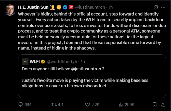 SecretoDefi's tweet image. Justin Sun acaba de declararle la guerra a World Liberty Financial

Justin Sun acusa a WLFI de tener backdoors en los contratos que permiten congelar tokens $WLFI sin aviso

Dice que le bloquearon su wallet con +$100M en WLFI sin explicación

Desde la cuenta oficial de World