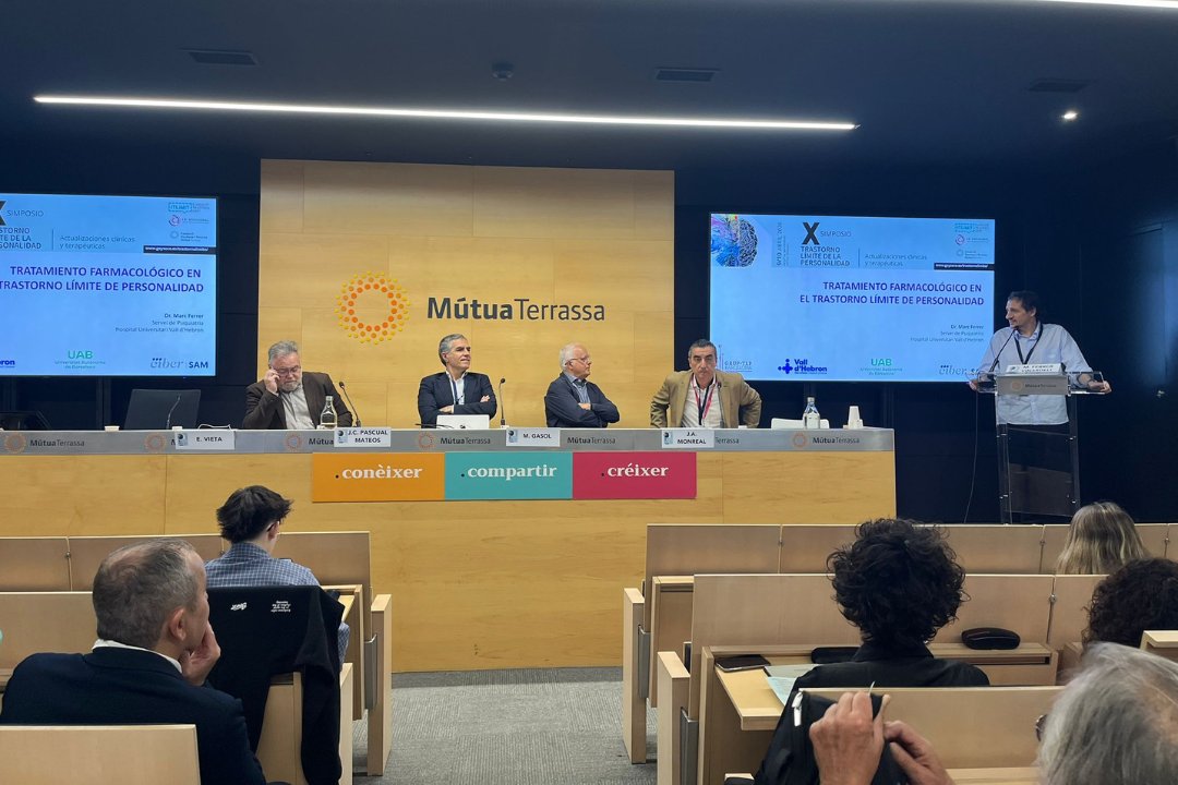geyseco's tweet photo. 💪Detrás de cada jornada científica que funciona, hay mucho trabajo detrás:

📸En el X Simposio sobre Trastorno Límite de la Personalidad (TLP) hemos puesto nuestro granito de arena para que todo saliera como debía.

Gracias por confiar en nosotras para hacerlo posible 💙 https://t.co/Cb0Gl484WS
