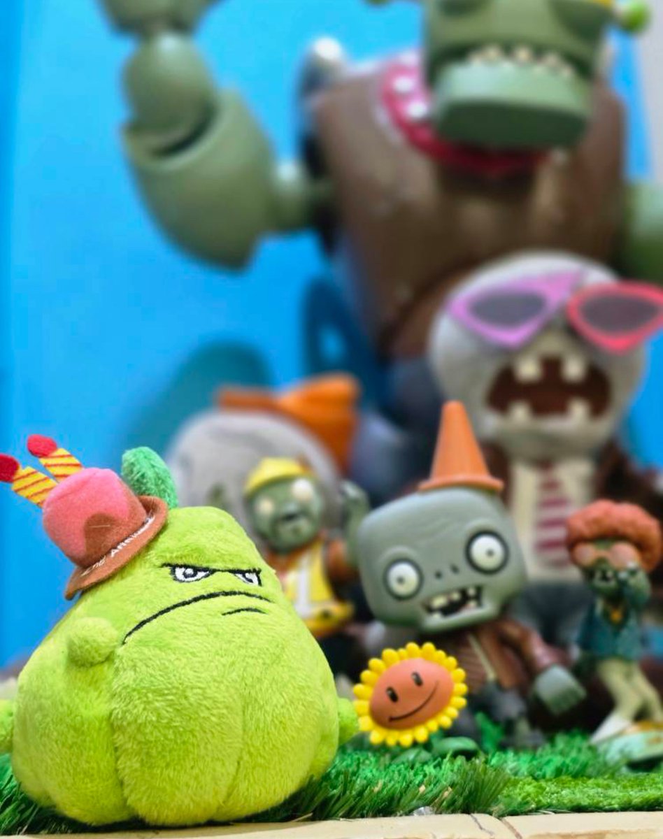 conecollects's tweet photo. Happy 17th anniversary to my favorite video game franchise of all time.
I love you pvz https://t.co/5D6DlJlbMz