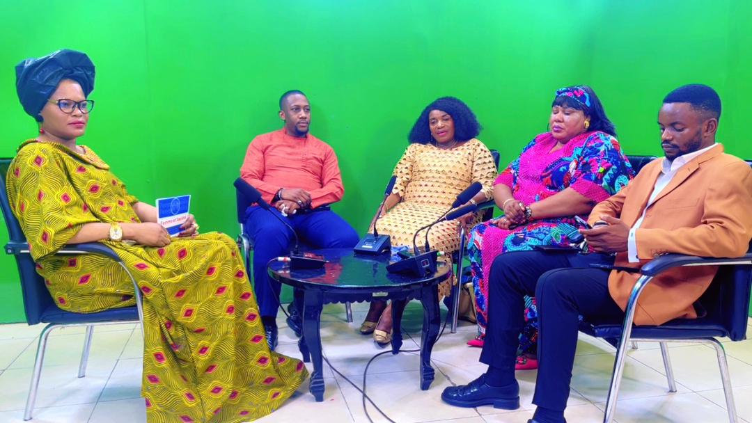 PLoveAsbl's tweet photo. 🎙️ PERFECT LOVE sur #Antenne_A_tv

21 avril | #FEMME_ET_SOCIÉTÉ
 Investir dans la femme = investir dans l’avenir

✔️ Protection
✔️ Autonomisation
✔️ Formation

Bâtissons une génération de femmes leaders.

#PERFECTLOVE #LeadershipFeminin #Impact https://t.co/yv2Mb2jiVr