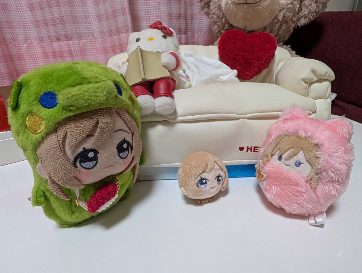 りりあ tweet media