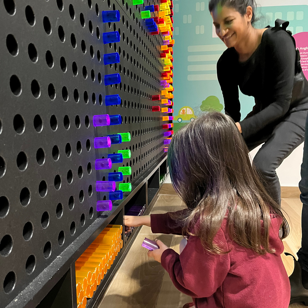 MuseumsBurlON's tweet image. The light bright wall at Joseph Brant Museum is favourite for visitors of all ages! Joseph Brant Museum is open Tuesday-Saturdays, 10am to 4pm. The family rate is $30 (includes up to 2 adults and 4 children). Parking is free.

#familyfun #familyactivities