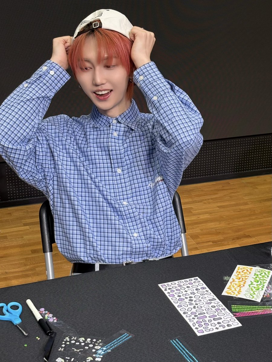[📸]
260505 #몬트 팬 사인회 완료 

민트반 몬트 어린이 출동💨
몬트반 민트 어린이도 즐거웠나요?
다음에는 몬트랑 현장체험학습 나가요🎒

#몬트 #MONT
#나라찬 #NARACHAN
#빛새온 #BITSAEON
#로다 #RODA
#Keep_It_Slow
