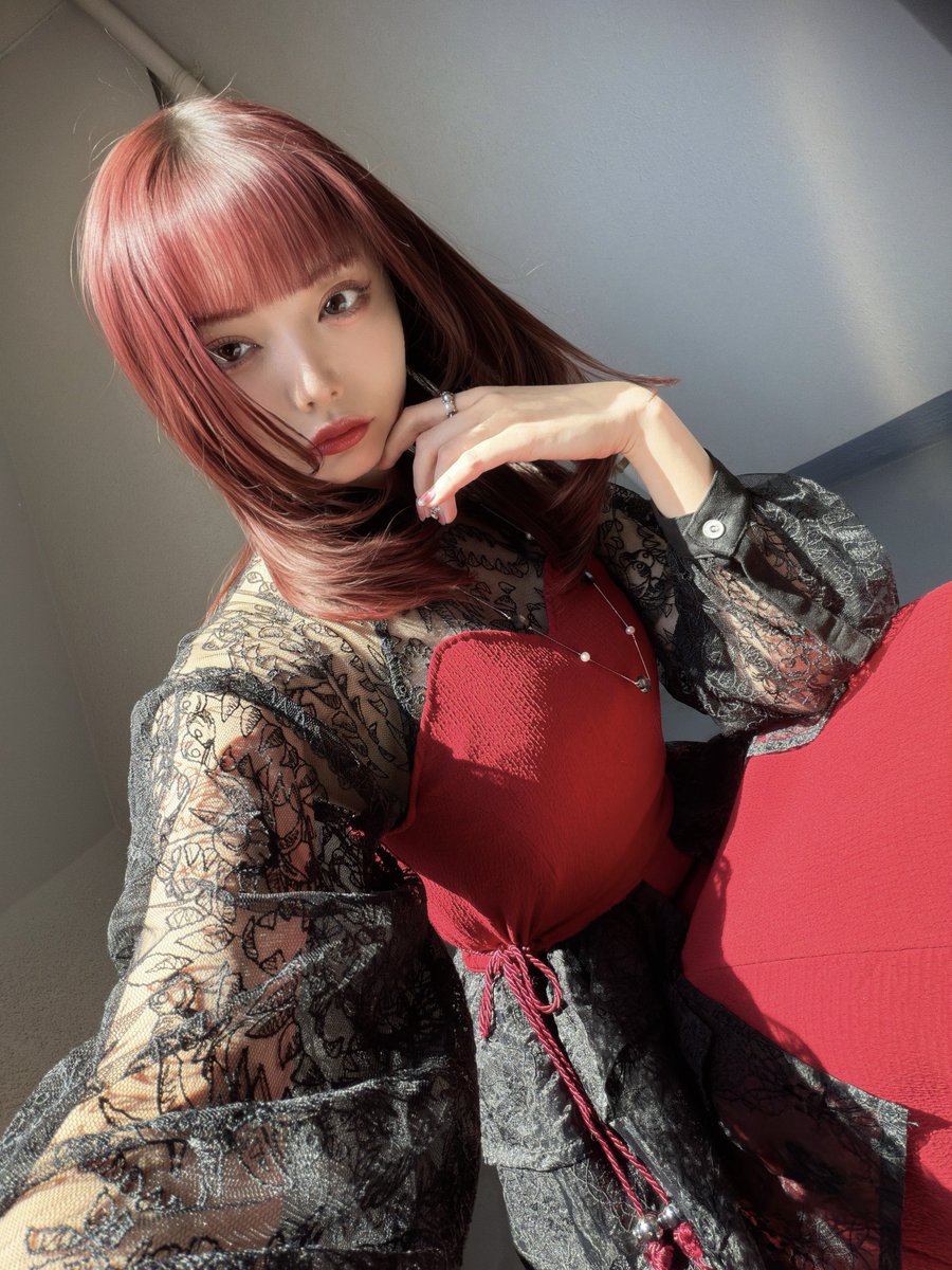 藍染カレン tweet media