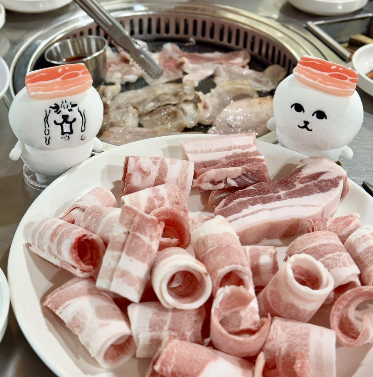 멜론곰 tweet media