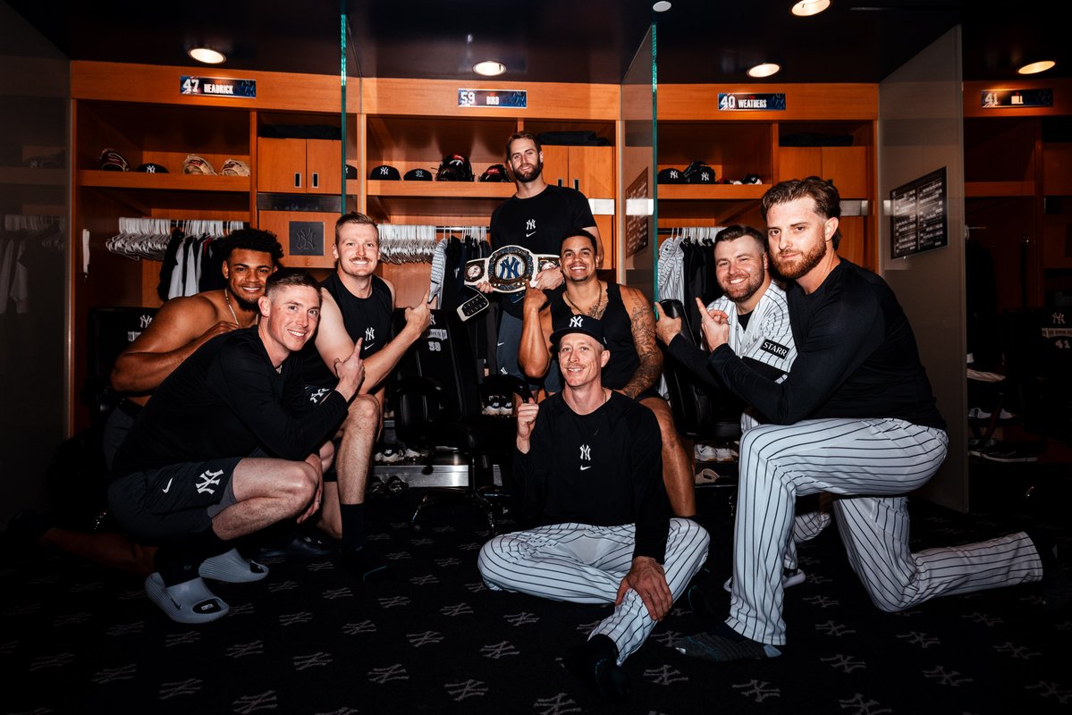 Yankees's tweet image. Bird is the word.