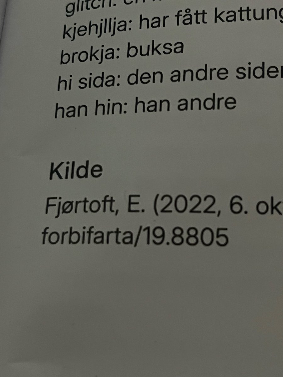 jernroret's tweet photo. Løst irriterende når @ElgenErIgang har skrevet et av vedleggende på norskeksamen😡😡😡
Blir ikke lett å skrive når jeg må høre på det løst kjedelige vedlegget😡😡 https://t.co/NLimfFrLnq