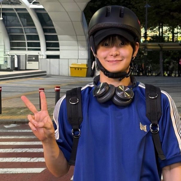 พิ้เพี้ยน (นอนน้อย) tweet media