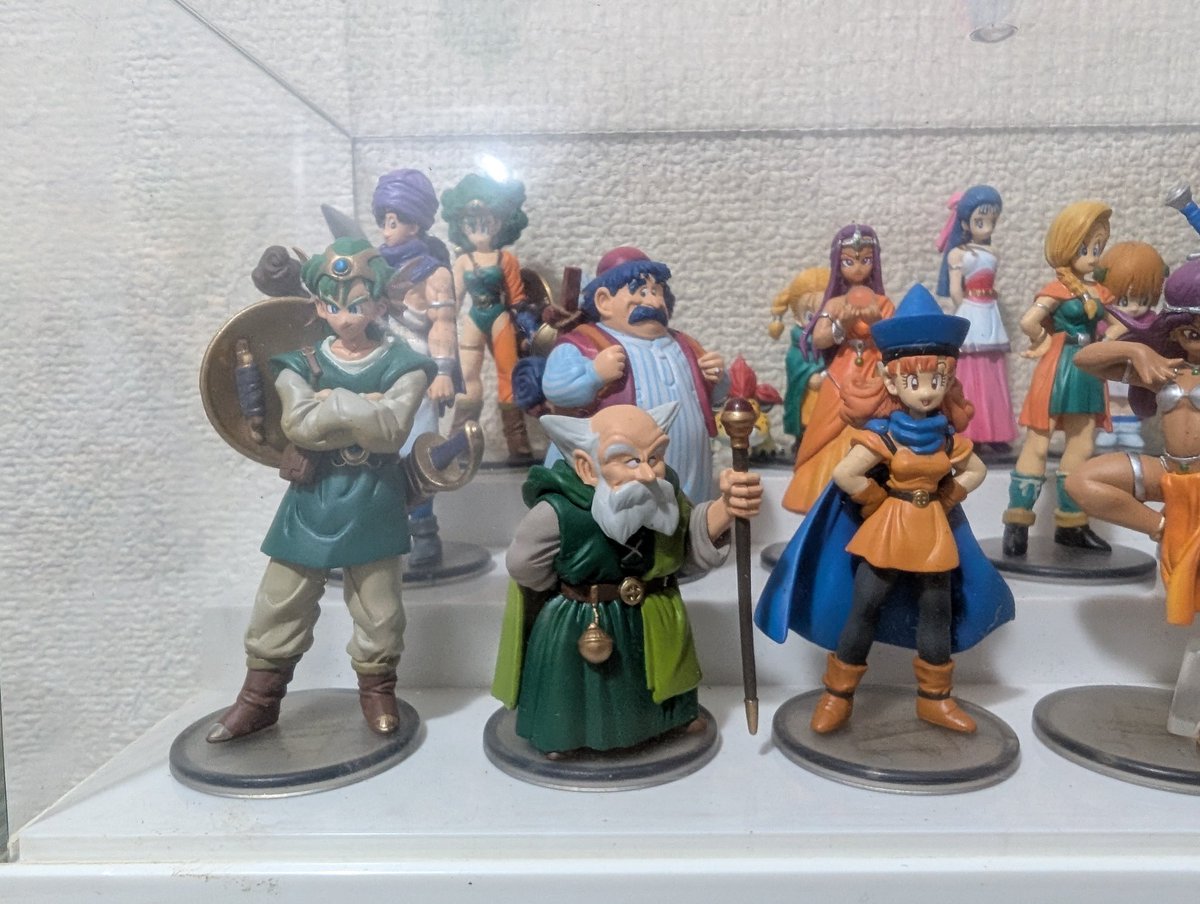 ドラゴンクエストキャラクターフィギュアコレクション」ってこれのこと ドラゴンクエストキャラクターフィギュアコレクション」ってこれのこと