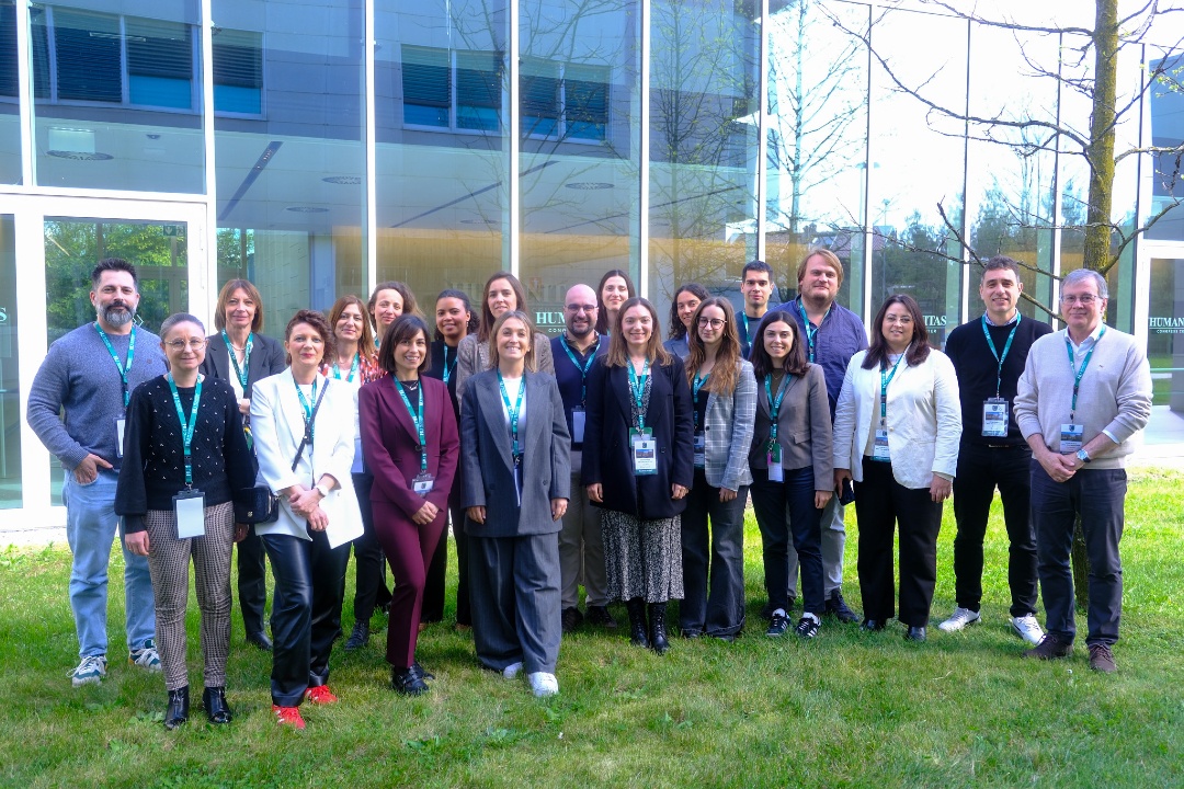 biogipuzkoa's tweet photo. 🧬 Biogipuzkoa y la EHU coordinan el proyecto europeo TITAN contra el cáncer

El proyecto TITAN está liderado por el Prof. Jesús Bañales y el Dr. Pedro Rodrigues y reúne a un consorcio europeo para acelerar nuevos tratamientos oncológicos.

📝 https://t.co/RqwqWDb3z2 https://t.co/8C5jppS7xT