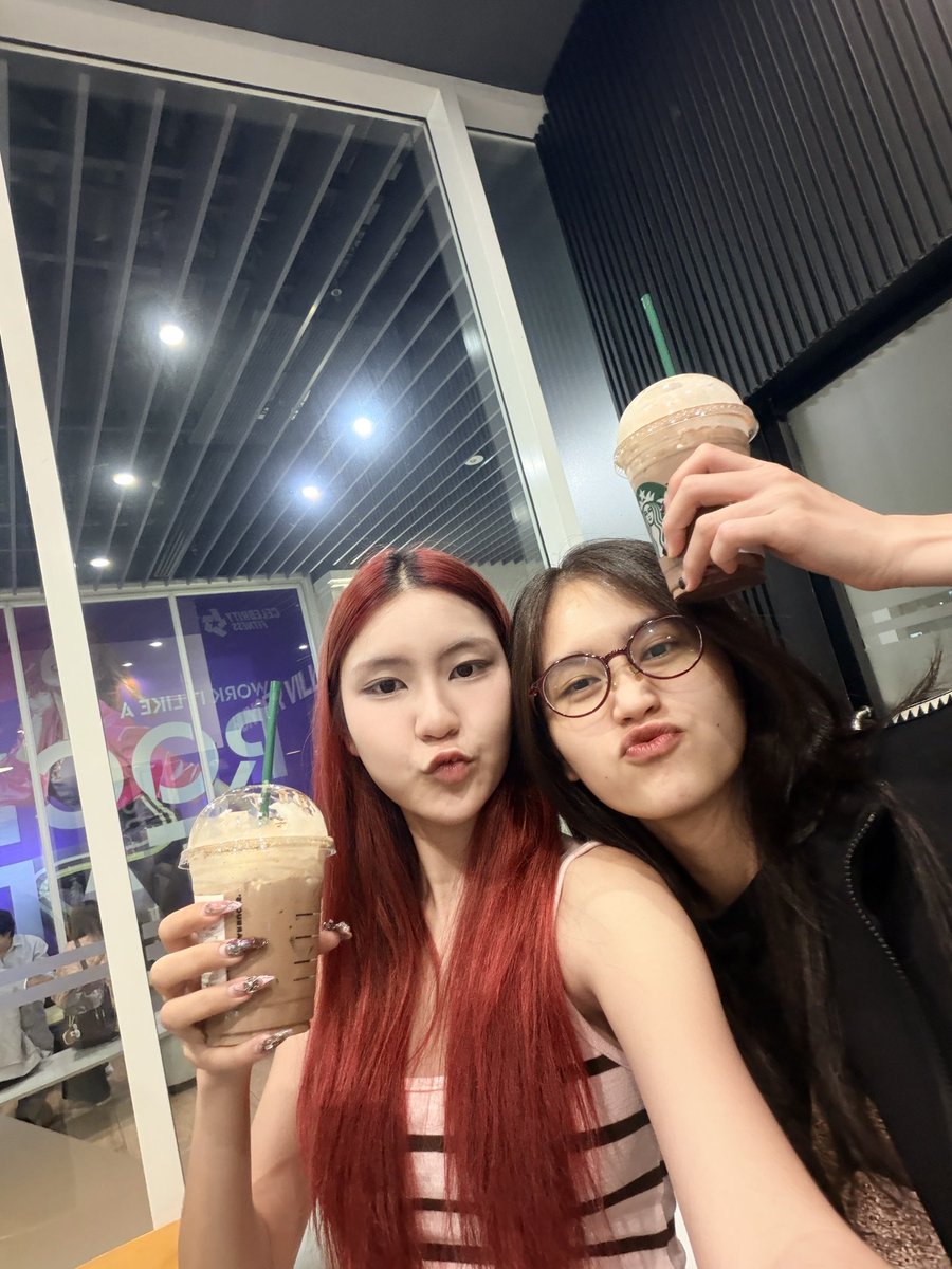 janie not jennie tweet media