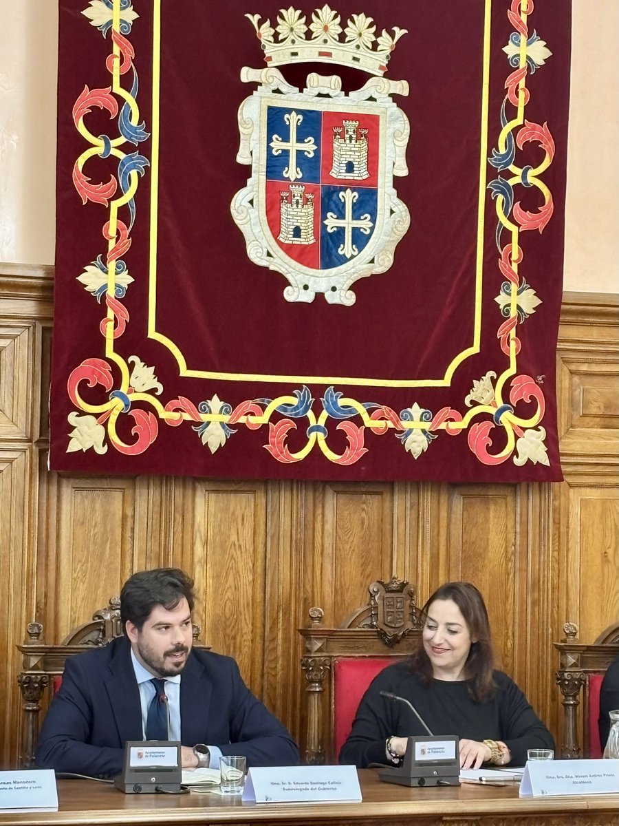 Palencia_Gob's tweet image. 🏛️ Junta Local de Seguridad para coordinar la ITA en Palencia.

📍 El subdelegado del Gobierno en Palencia ha copresidido junto con la alcaldesa, la Junta Local de Seguridad celebrada hoy en el @PalenciaAyto 

ℹ️ instagram.com/p/DX9Lfe1iKM5/…

#Palencia 
#ITA 
#Seguridad 
#Coordinación