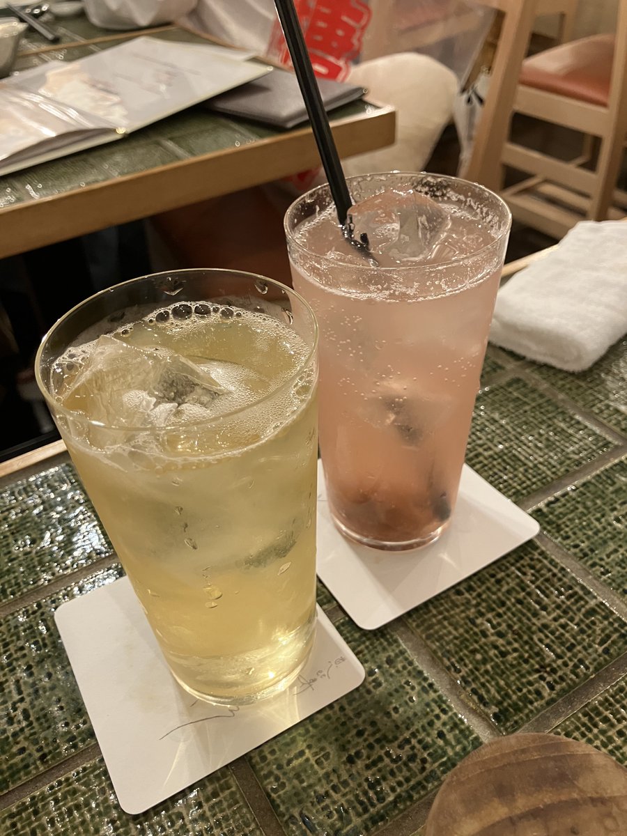 hirok0109's tweet photo. かーんぱーい！🍻 https://t.co/u500ri8lPk