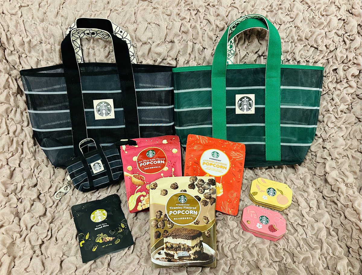 kuidaoregirl's tweet photo. 緑バッグも追加ww
🇹🇼マグはすでに4つ持ってるので
今回は見送りました。
あとはマイブームのポップコーンと
ケースが可愛いキャンディー🍬

もう買わないよ…ww
#スタバ https://t.co/lrGNJKiQSF