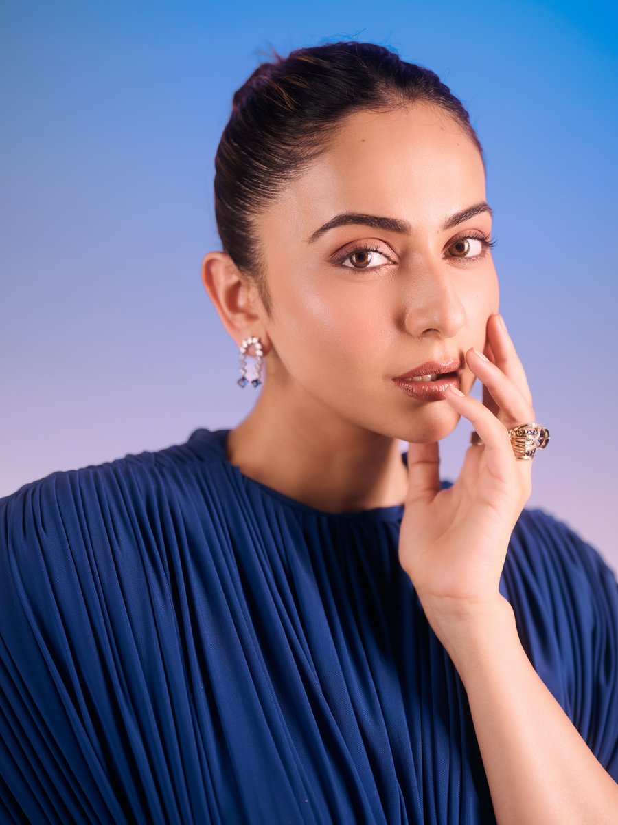 Only Actress tweet media