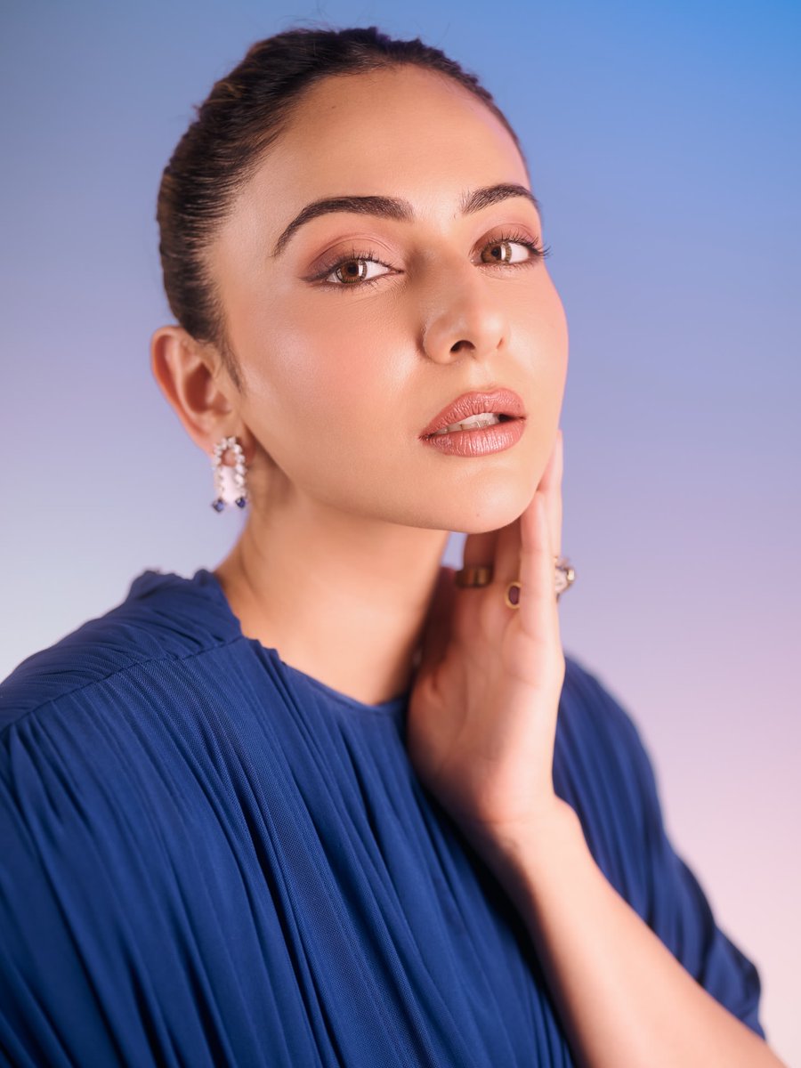 Only Actress tweet media